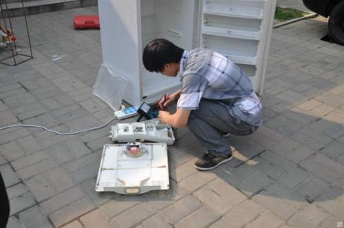 维修现场